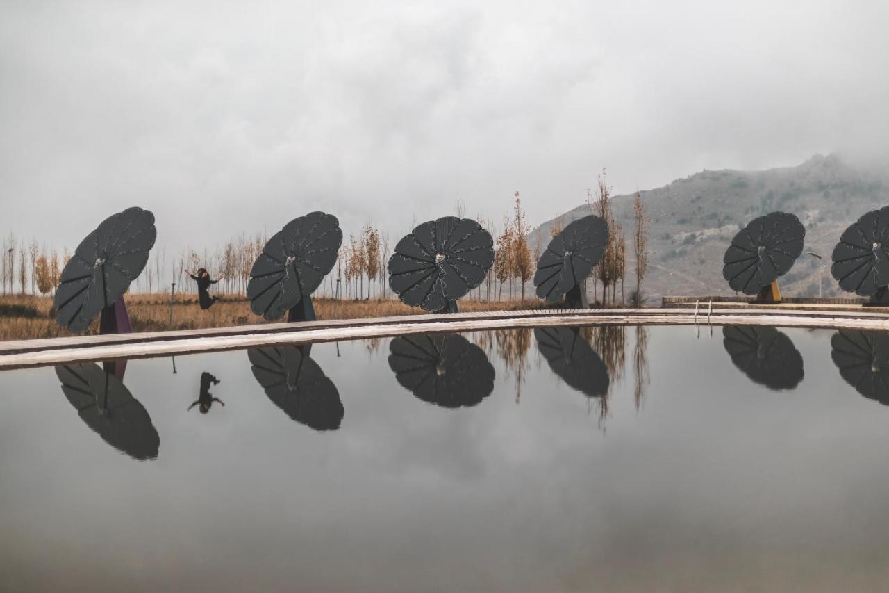 Odom Retreat Hotell Mzaar Kfardebian Exteriör bild